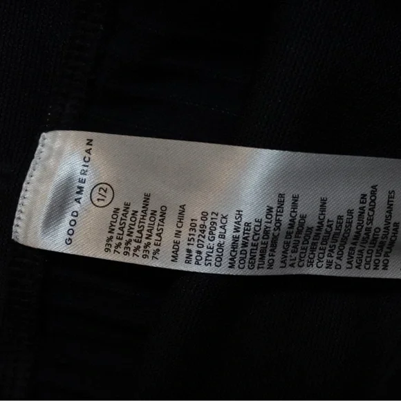 GOOD AMERICAN LEGGINGS WIDE RIB SHINE CLEAN SEAMLESS NWT BLACK - Picture 5 of 8